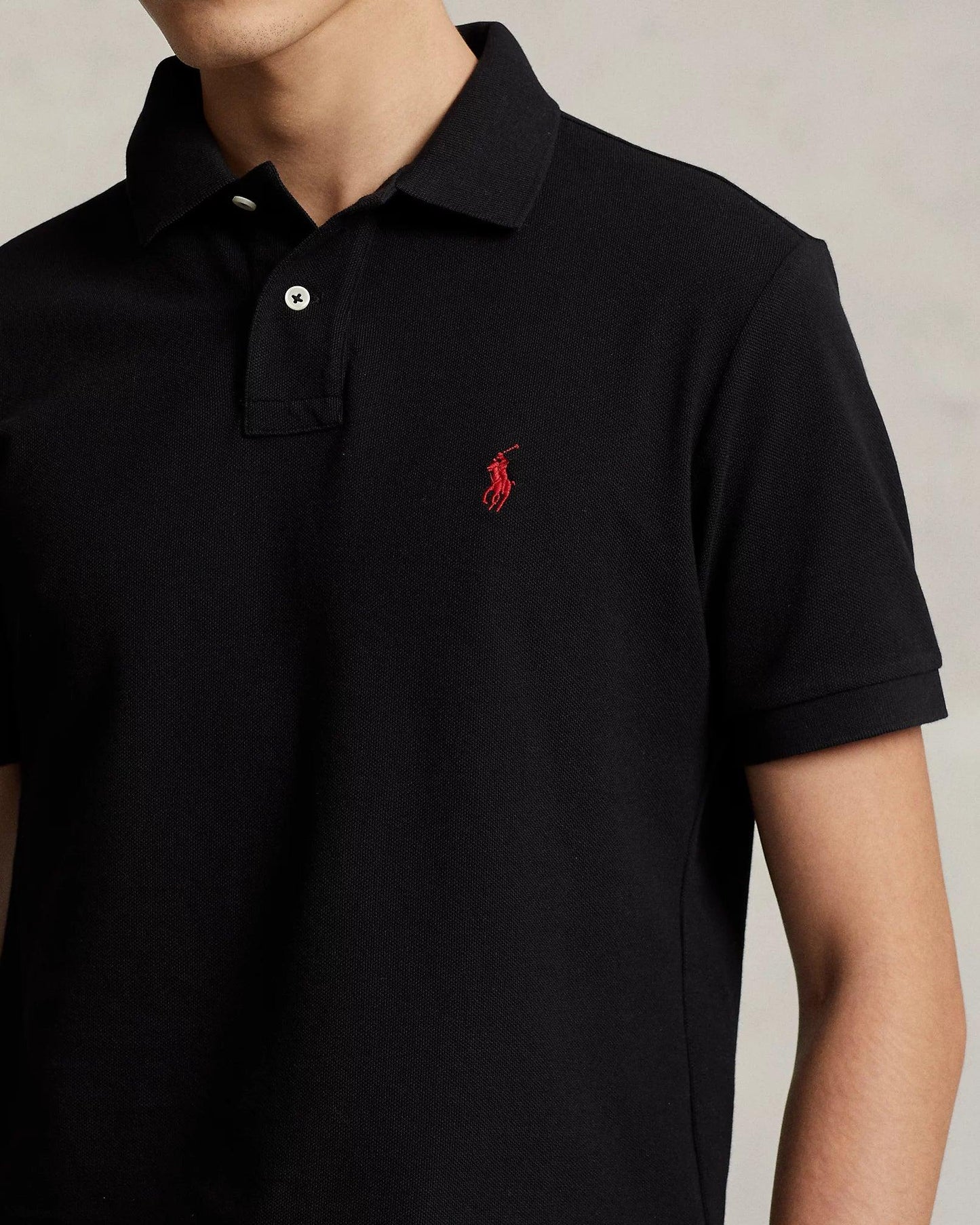 Polera negra