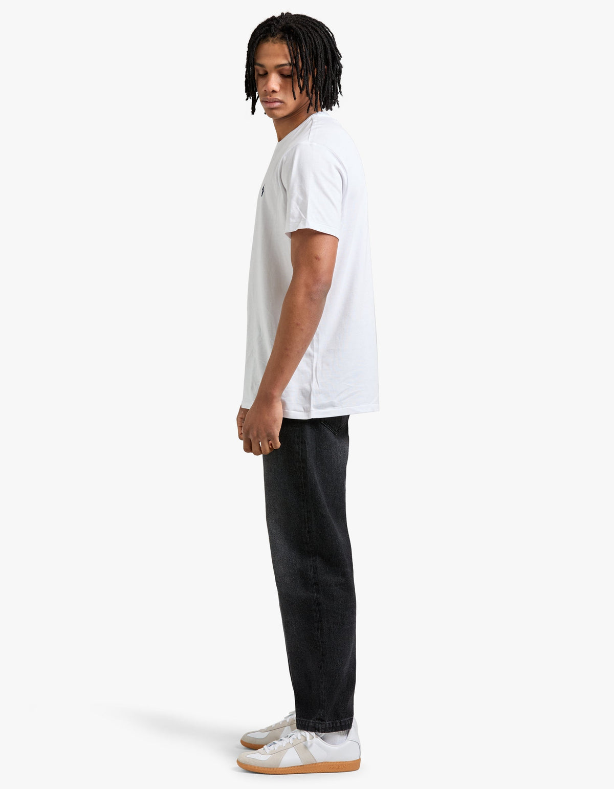 Polera cuello redondo corte slim blanca
